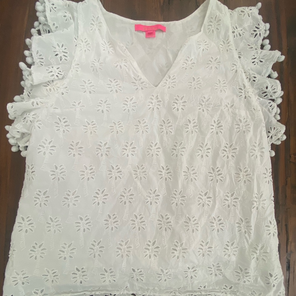 Lilly Pulitzer size small GUC white eyelet blouse with white pompom fringe